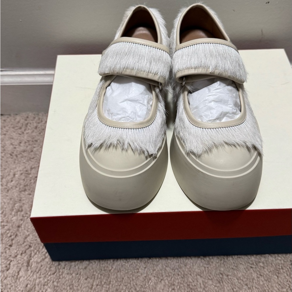 Marni Women's Sneakers in Cream and White
